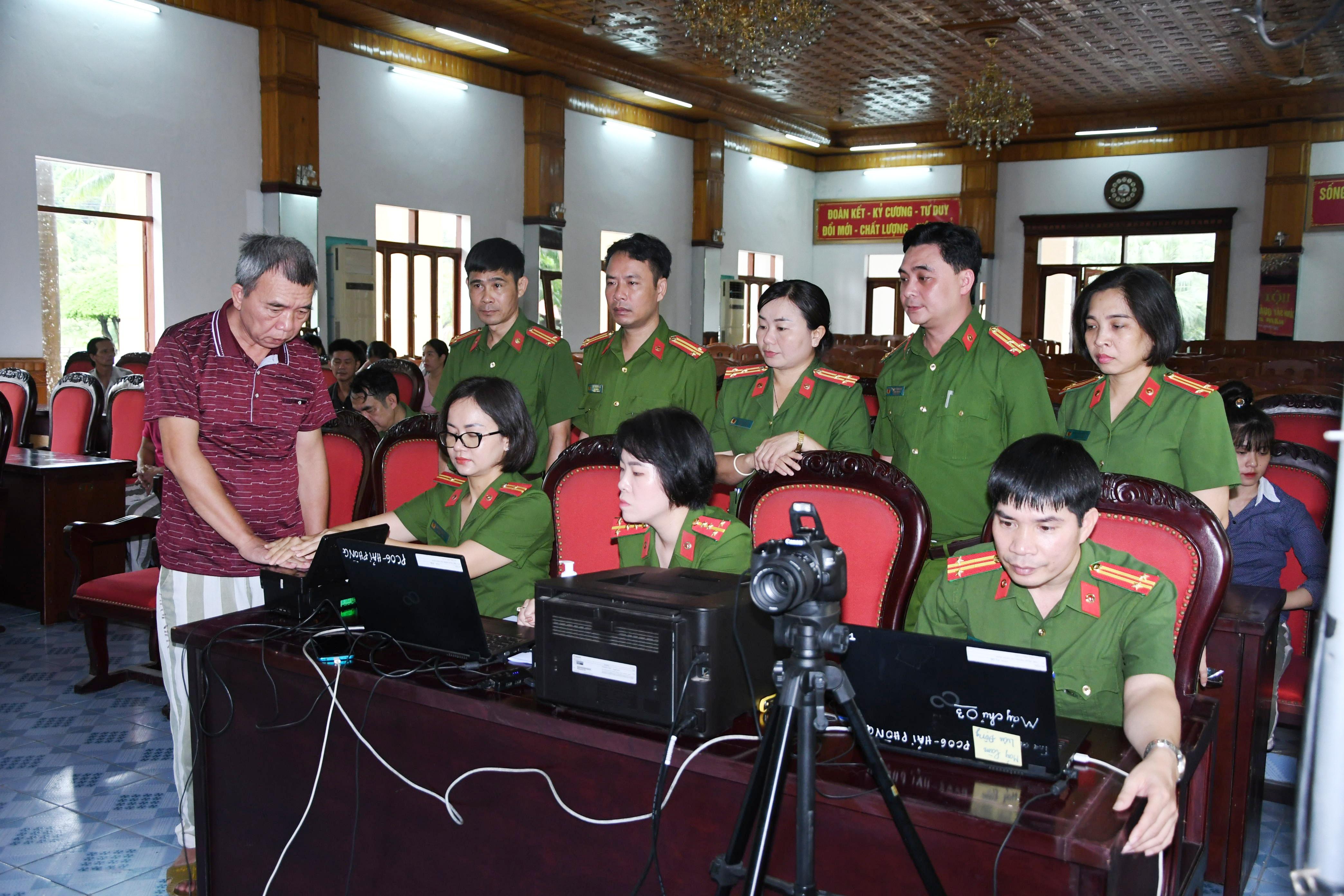 Nâng cao hiệu quả công tác quản lý Nhà nước về trật tự toàn xã hội